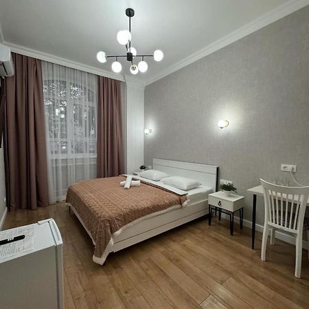 Rose Art Hotel Astana Bagian luar foto